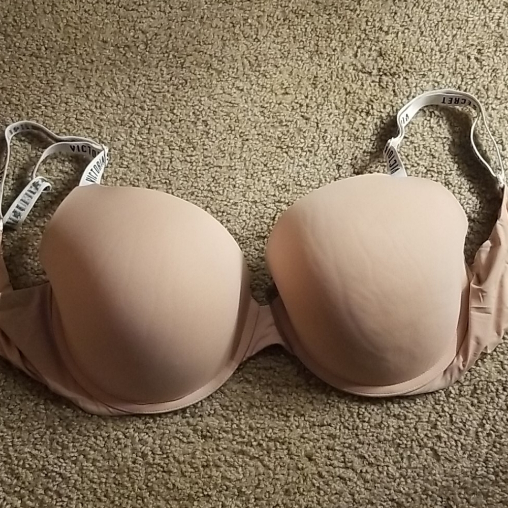 Victoria's secret 36DDD bra